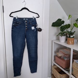 High-Rise Rockstar Raw-Edge Ankle Jeans